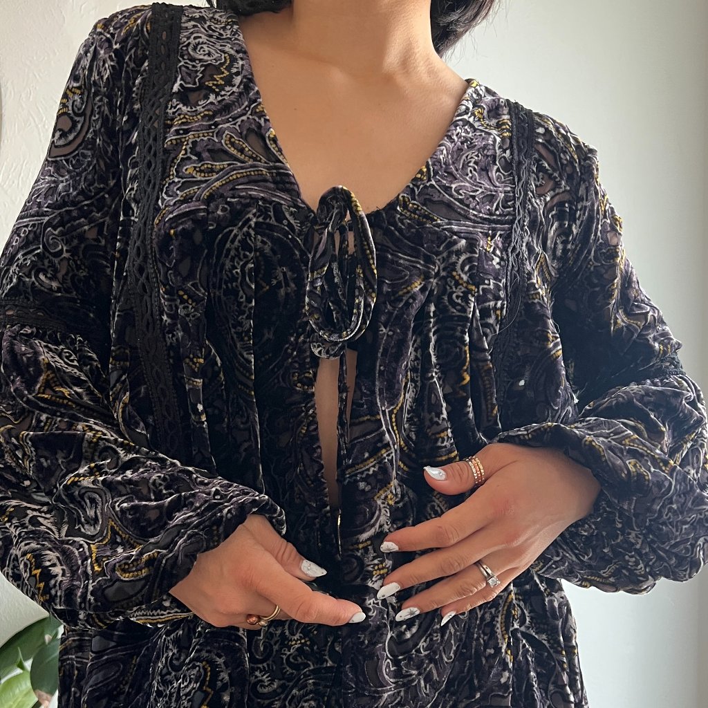 Women’s Pol Black Velvet Oversized Open Tie Front Top Size Small Boho Hippie